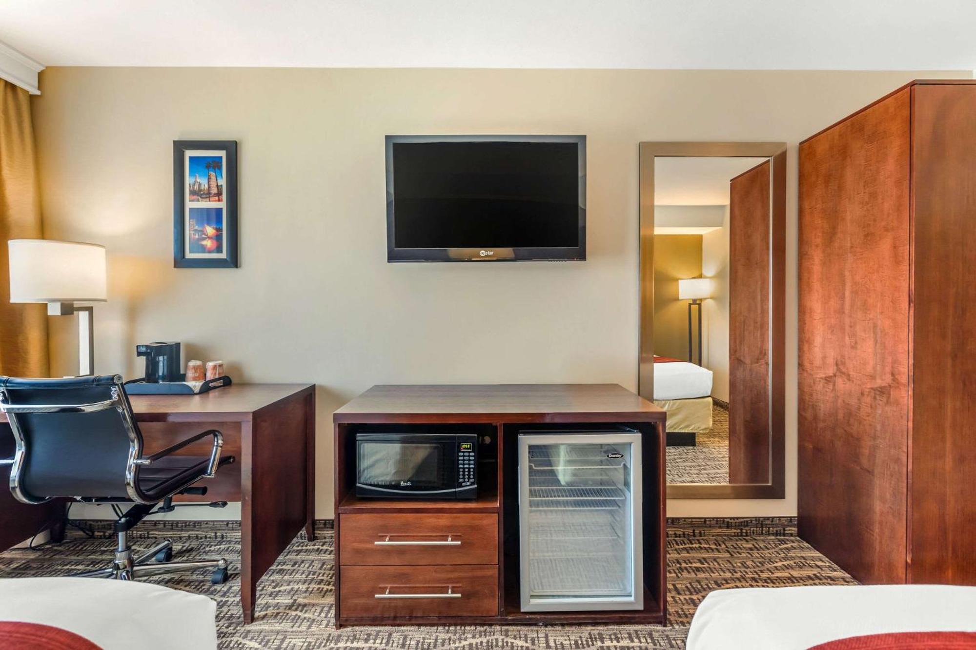Comfort Inn Monterey Park - Los Angeles Екстериор снимка