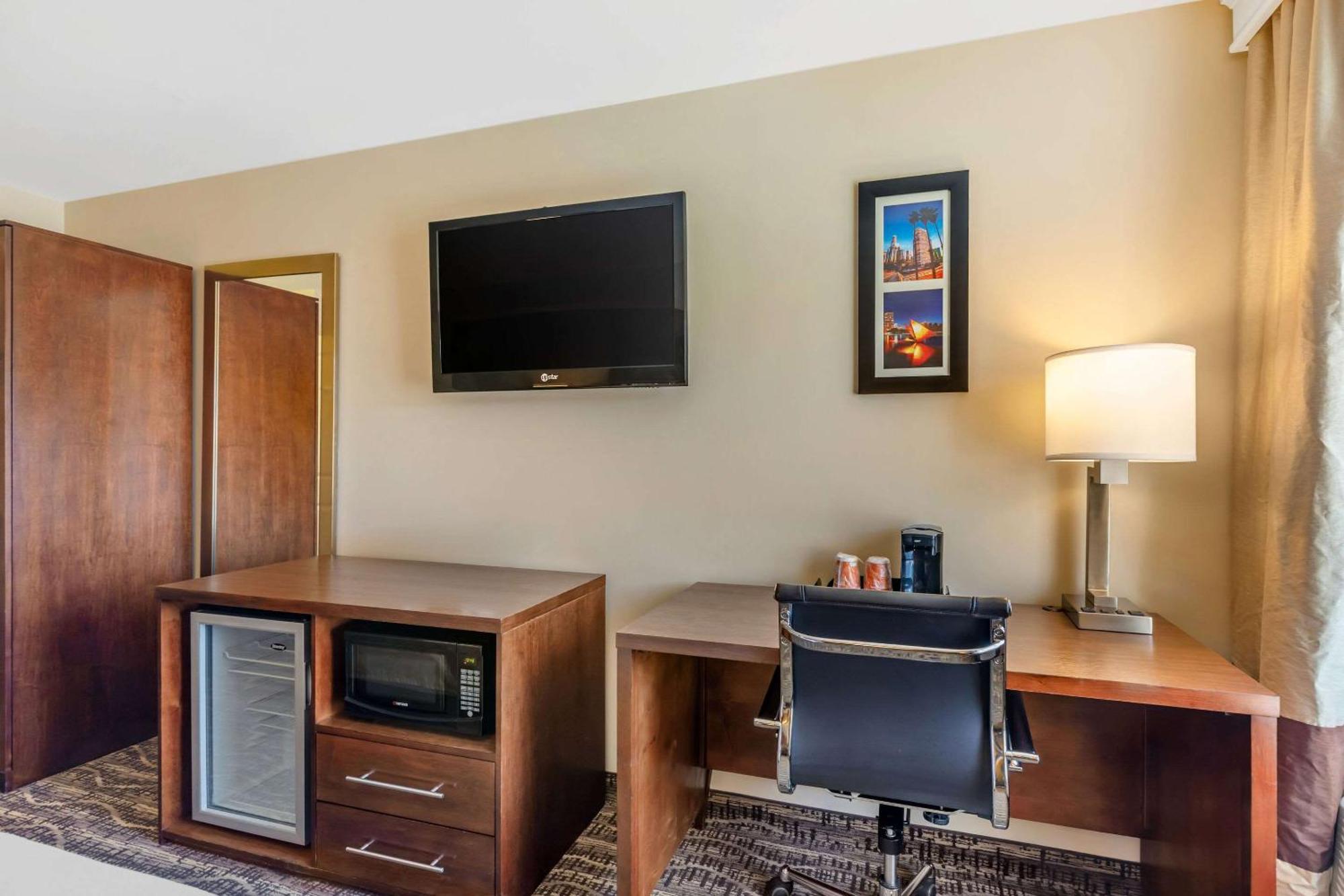 Comfort Inn Monterey Park - Los Angeles Екстериор снимка