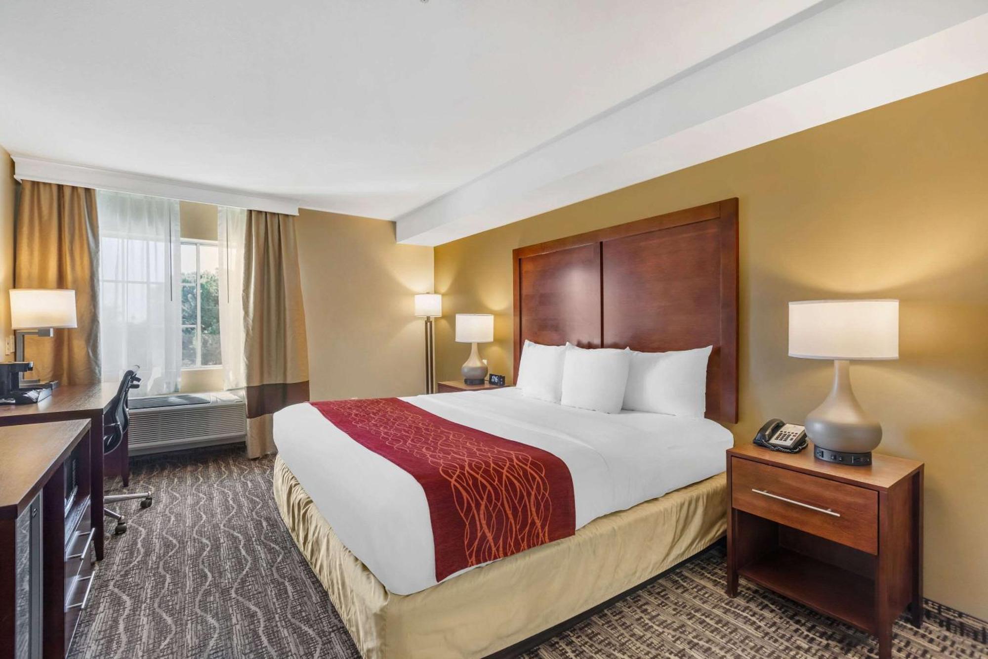 Comfort Inn Monterey Park - Los Angeles Екстериор снимка