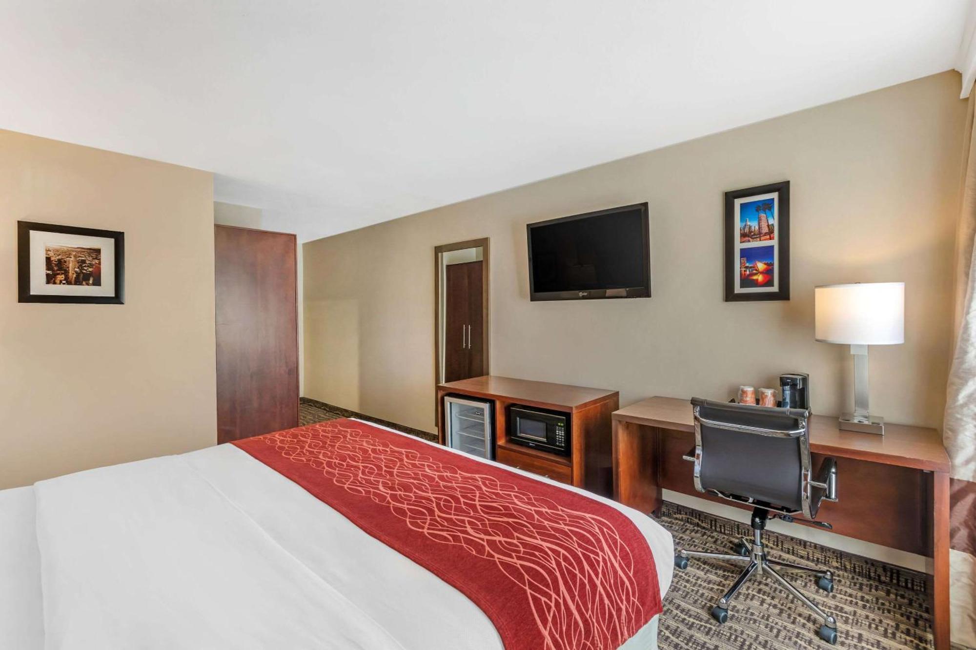 Comfort Inn Monterey Park - Los Angeles Екстериор снимка